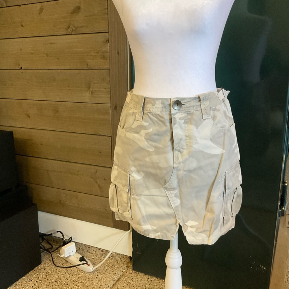 Boston Proper Neutral Camouflage Skirt